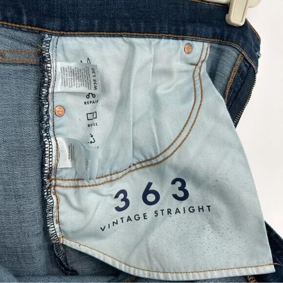 Mens Lucky Brand 363 Vintage Straight Leg Jeans 38x30 - Picture 3 of 4